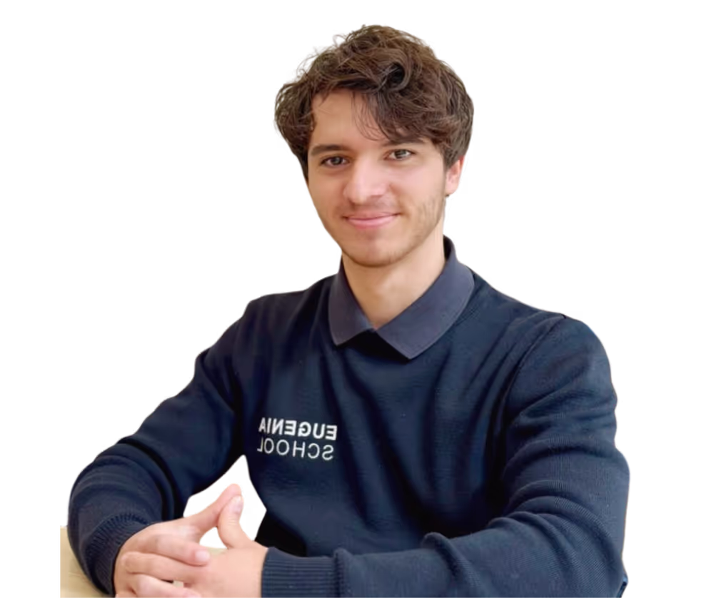 Un bachelor qui sourit
